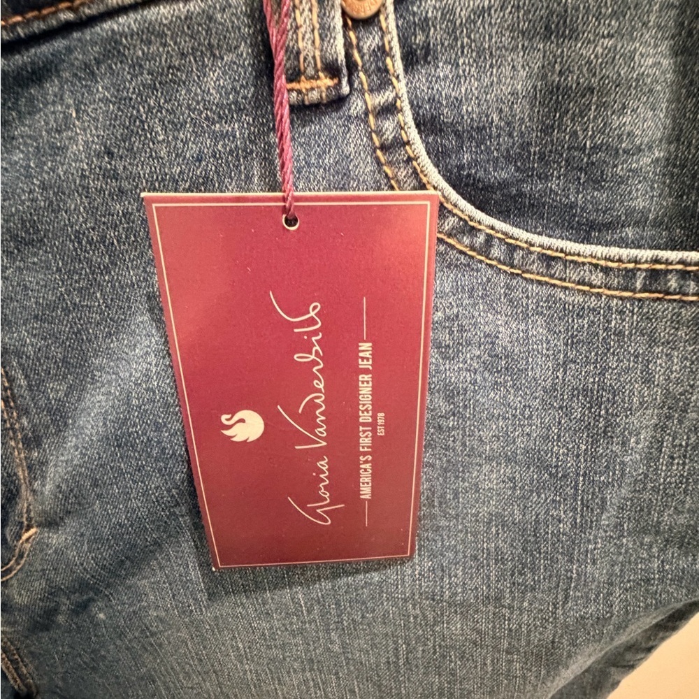 NWT Gloria Vanderbilt Amanda Jeans 20W Short Tapered Classic Rise Stretch Denim - Picture 3 of 12